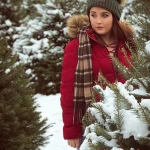 Meet your Posher, Abbey